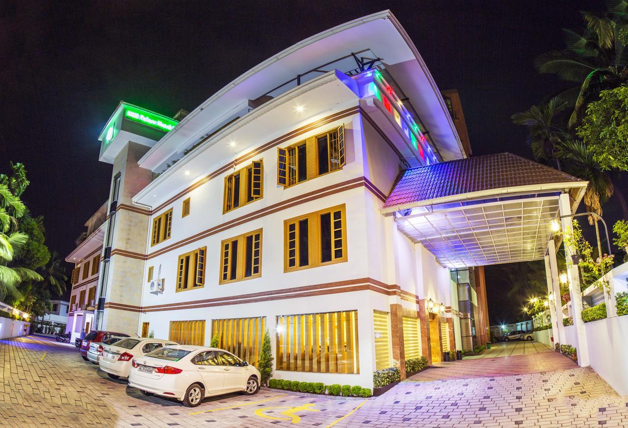 Hill Palace Hotel & Spa Kochi Exterior foto